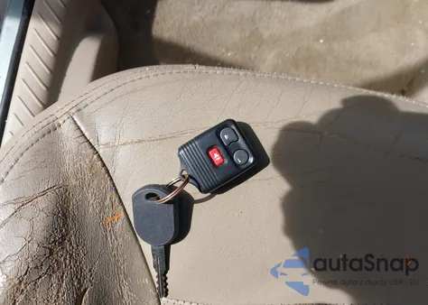 2006 Ford Escape Limited from USA, damaged, VIN 1FMYU04116KC05216